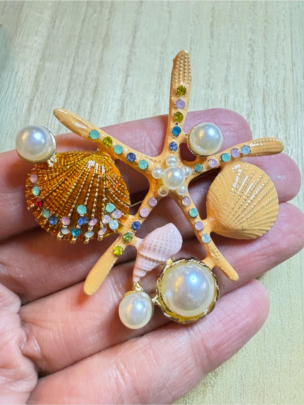 Seashell & Starfish Pearl Brooch - Multicolor Rhinestones